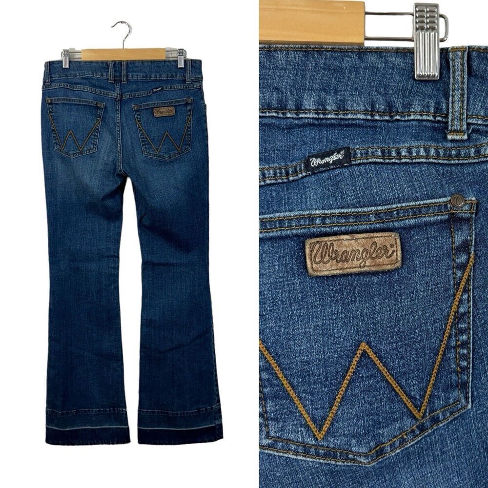 Wrangler 11X32 Jeans ACTUAL Leg Inseam 35" Western Raw Hems Blue Womens READ***